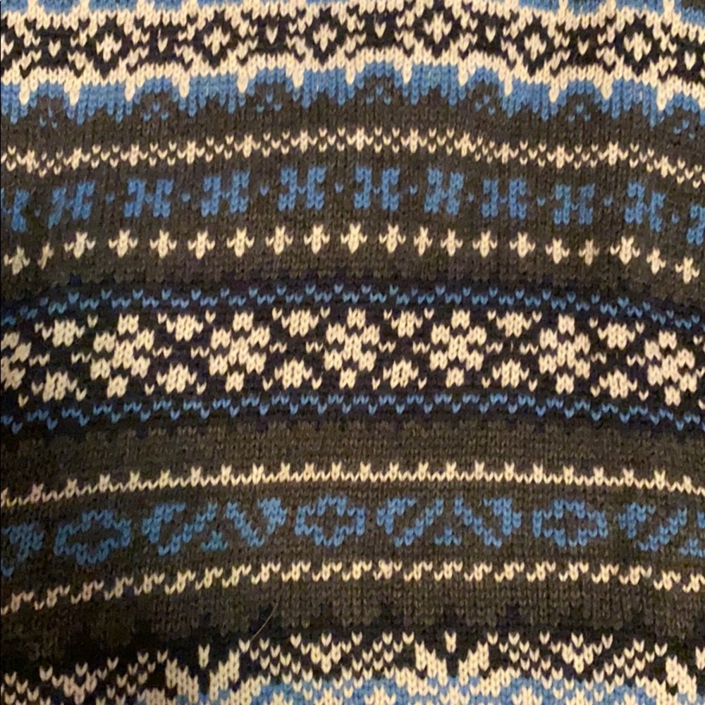 Comfy pattern sweater - Picture 3 of 3